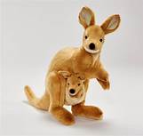 WALLABY AVEC BB 38 CMH