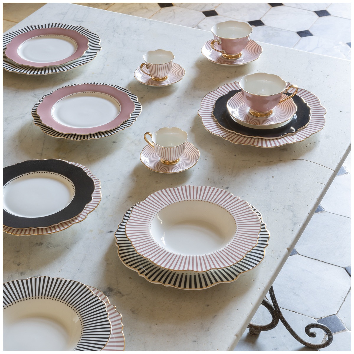 ASSIETTE PLATE  ROSE MME RECAMIER  ROSE